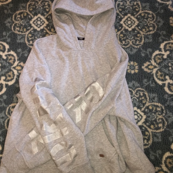 🌙DKNY Cropped Gray Hoodie - Picture 6 of 7